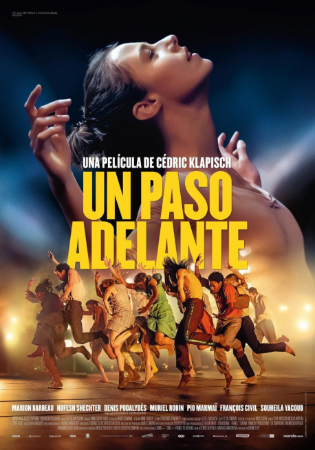 Cartel Un paso adelante